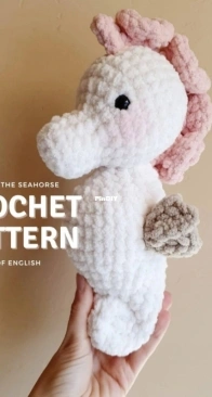 Poms and Posies - Megan Cho - Sandy the seahorse