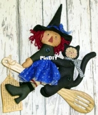 Cat and The Fiddle Designs - CF186 -  Raggedy Kitchen Witch