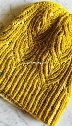 BrioCherry Beanie by Katrin Schubert