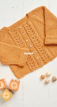 Cardigan with openwork fronts - Anchor Crafts - Spanish