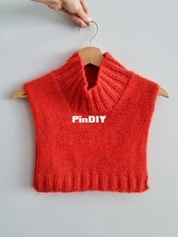 Poppy Neckwarmer by Joanna Filip