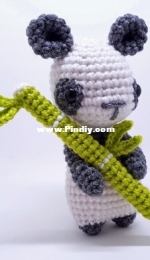 Maya Does Crochet - Panda Bear with bamboo - Oso Panda con bambú - Spanish - Free