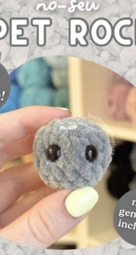 Hooks and Heelers - Annie L - No sew Pet Rock - Free