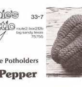 Annies Attic - Vegetable Potholders Bell Pepper
