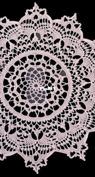 Nelly Klos - May Doily - English