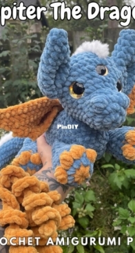 Zero Gravity Crochet - Katie Zavitz - Jupiter The Dragon
