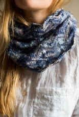 Zagzag Cowl by Manos del Uruguay-Free
