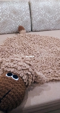 Clouds by Iris - Klyut Irina - Crochet rug  Lamb Sven - Russian