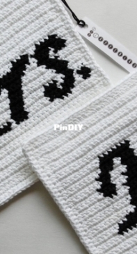 Sarah Prieur - Mr. and Mrs. Potholder Crochet