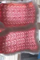 pink scarf with fur