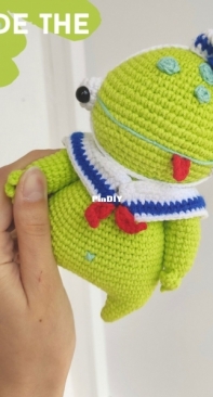 AmiguRina Designs - Irina Shcherbinina / Braun - Claude the Frog