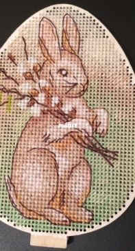 Alisena - Rabbit on a stand