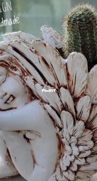 Angel flowerpot