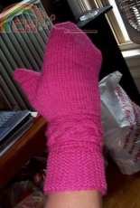 Cable Cuff Mittens by Robbyn Kenyon -Free