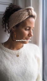 Simone by Emilie Luis - English, French