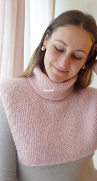 Midland Neck Dickie by Laura Penrose