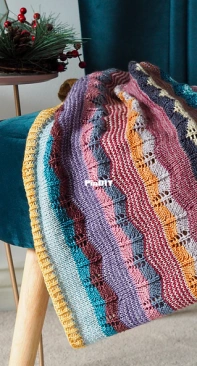 Hearten Cowl by Helen Stewart