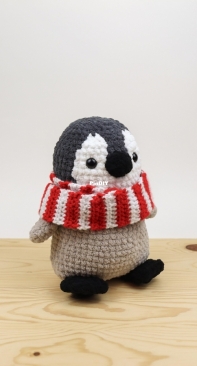 CrochetByKelsieG - Penguin