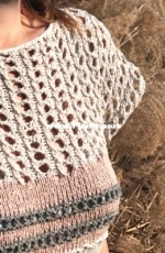 Everything Gonna Be Alright Top by Fabia & Alexa Taverna - Knitting For Breakfast - English French Italian - Free