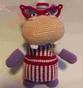 Doc McStuffins- Cookie Crumb Crochet- Hallie the Hippo- Spanish - Translated