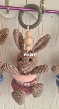 maxi cosy hangers