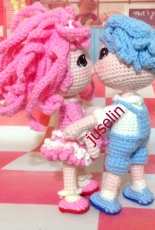 Creative Crochet doll kiss