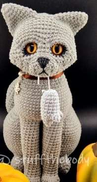 Stuff the Body - Natalia Osinska - Cat With A Mouse
