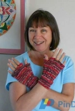 Snazzy Fingerless Gloves by Reah Janise Kauffman -Free