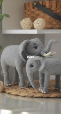 Vasilyeva toys - Anna Vasilyeva - Elephant Amaya and her baby elephant Timbo