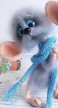 Vazaniy Cat - Scherbinina Ksenia - My Cute Mouse