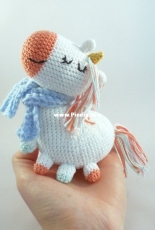 Toffoletta - Claudia Capriotti - Uglycorn - English