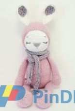 AmalouDesigns - Marielle Maag - Zoe the sleeping Bunnie