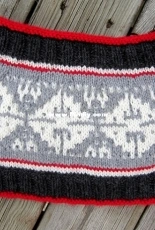 Be Proud Cowl by Mary-Ann Lammers
