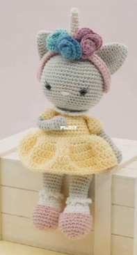 The Little Hook Crochet - Little Aqua Girl - Ming the Kitten - Russian - Translated