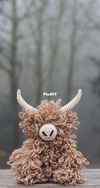 Morag the Highland Coo - Toft - English