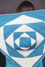 Isosceles Shawl by Amanda Woeger - English and German version 3 Updated
