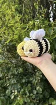 Crochet with insia - Crochetwith mika - Bee - Free