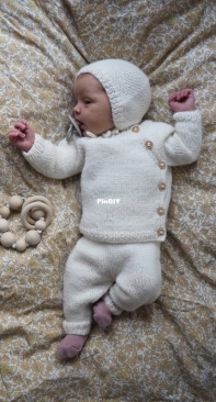 Ellens Coming Home Set by Mette-Wendelboe Okkels - PetiteKnit - English