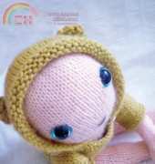 Knitted Baby - FREE Baby Bear outfit by Claire Garland