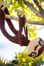 Crochet Ole - Lauren Whitney - Molasses Moe Sloth Kit