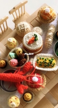 Craffty Gibbon- Lulus Little Shop- E-Book: Friendsgiving Lobster Dinner- English