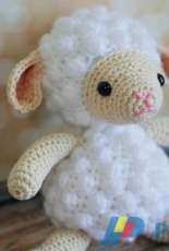 Sewrella - Ashleigh - Little Crochet Lamb