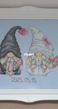 Yana Minasian ---Wedding gnoms