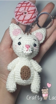 Crafty Lacey - Handmade by Lacey - Keychain Little Cat - Free