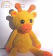 CrochetNPlayDesigns - CraftyAnna - Amigurumi Giraffe