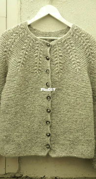 Raunioiset Cardigan by Suvi Lyytikäinen