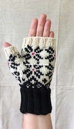 Homestay Fair Isle Mitts by Julia Farwell-Clay-Free