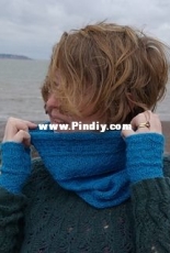 Seville Cowl by Miranda Jollie