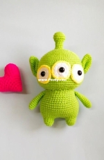 Crochet Garage -Jet Pack Alien - Portuguese - Translated