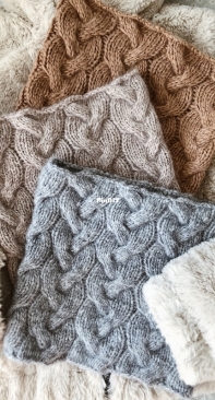 Many Cables Cowl by Victoria Chaplina-Free